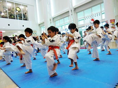 真正会 熊本支部正道会館ジュニア空手初級 記念演武会