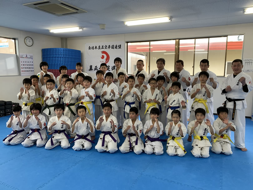 真正会熊本 熊本支部 冬季少年部審査会 全体写真5