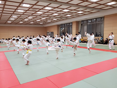 真正会熊本支部　少年部中・上級＆一般部審査会 写真2